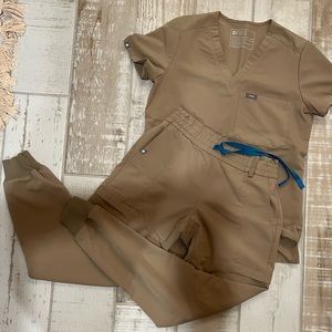 Figs Women's Scrub Set in Tan